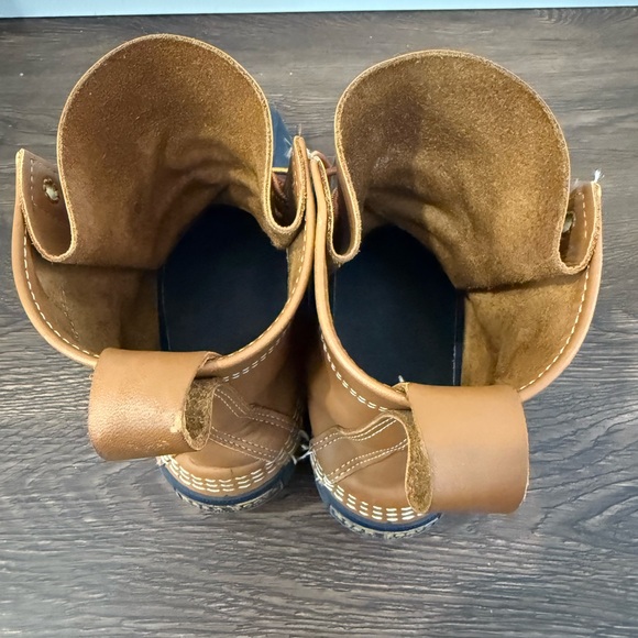 L.L. Bean Navy and Tan Duck Boots / Bean Boots; Woman’s 8 M - Picture 7 of 9